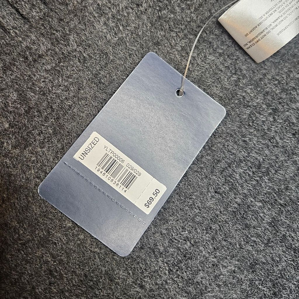 Lucky Brand Gray Fringe Scarf 86 Inches - Picture 4 of 5